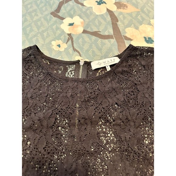 6 FOR $15 WAYF medium black lace top - Picture 2 of 5